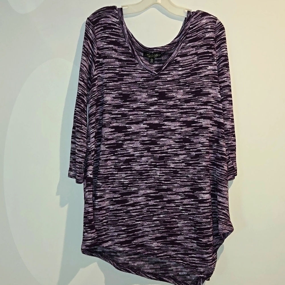 Absolutely Famous purple white semi sheer top. Size 3X.